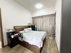 Lakeville (D22), Condominium #589629301